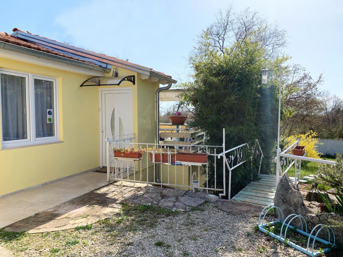 Apartment Helena Kanfanar Zewnętrze zdjęcie